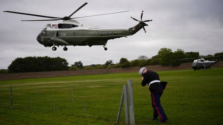 Λευκός Οίκος: Μηχανική βλάβη στο ελικόπτερο που μετέφερε Τραμπ και Μελάνια