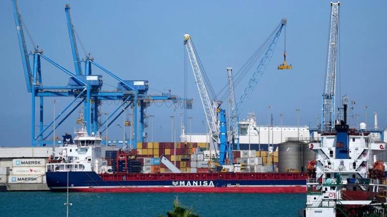 Ιταλοί λιμενεργάτες μπλόκαραν κοντέινερ με πυρομαχικά για το Ισραήλ στο λιμάνι Ραβένας