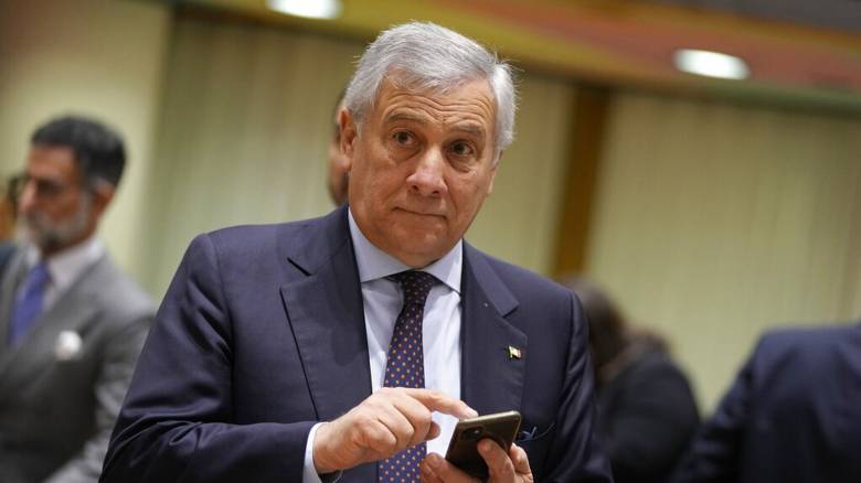 «Ο Πούτιν δεν πρέπει να συνεχίσει τις προκλήσεις», δήλωσε ο Iταλός ΥΠΕΞ Αντόνιο Ταγιάνι