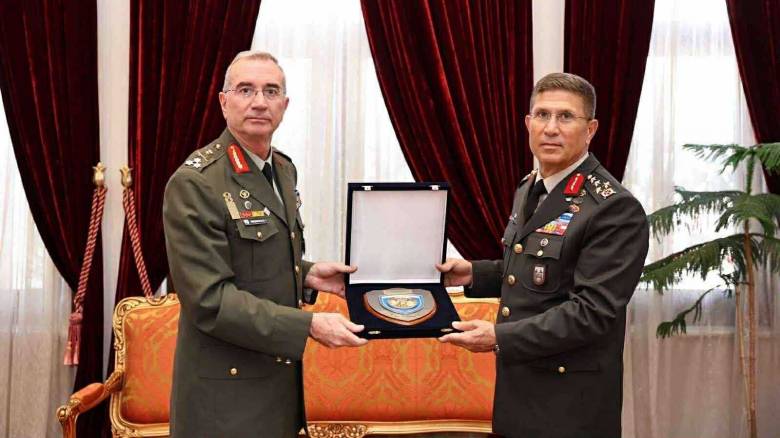 ΜΟΕ: Επίσκεψη του Διοικητή της 1ης Στρατίας στην έδρα της τουρκικής 1ης Στρατιάς