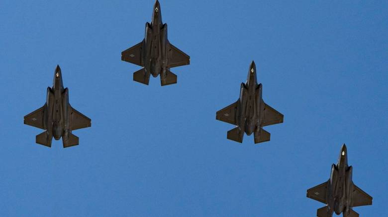 Η Πολωνία απογείωσε μαχητικά αεροσκάφη λόγω ρωσικών επιθέσεων στα σύνορά της με την Ουκρανία