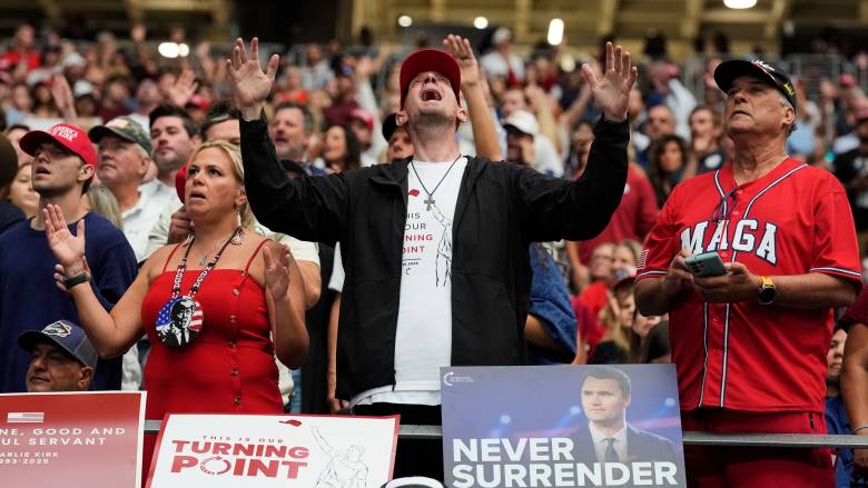 Τελευταίο «αντίο» στον Τσάρλι Κερκ: Πολιτικές αναφορές και μηνύματα συσπείρωσης του MAGA κινήματος