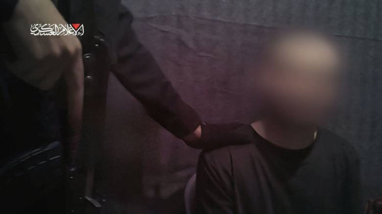 Η Χαμάς έδωσε στη δημοσιότητα ένα βίντεο με έναν Ισραηλινογερμανό όμηρο που κρατείται στη Γάζα