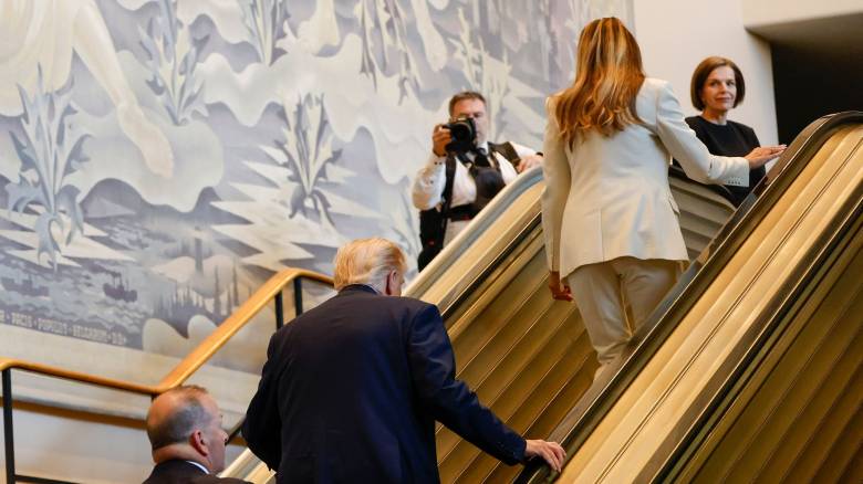 ΟΗΕ: Ποιος σταμάτησε τις κυλιόμενες την ώρα που ανέβαινε ο Τραμπ