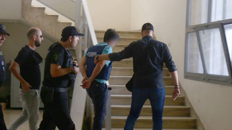 Θεσσαλονίκη: Προφυλακίστηκε ο 50χρονος αδελφοκτόνος - Τι ισχυρίστηκε στην απολογία του