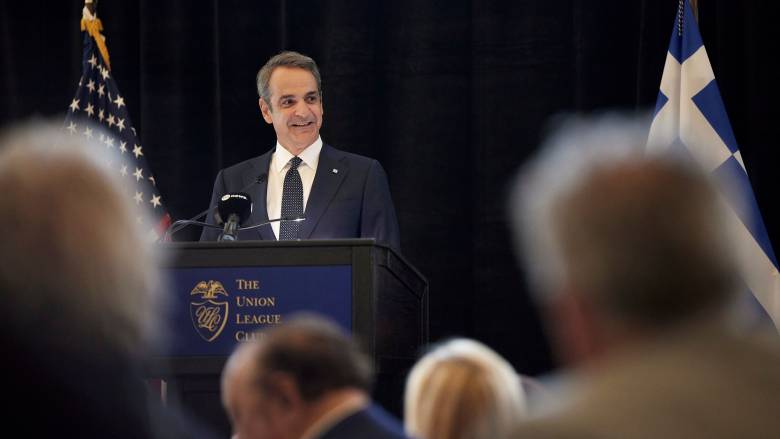 Συνάντηση Μητσοτάκη με τον μεταβατικό Πρόεδρο της Συρίας Αχμέντ Αλ Σάρα