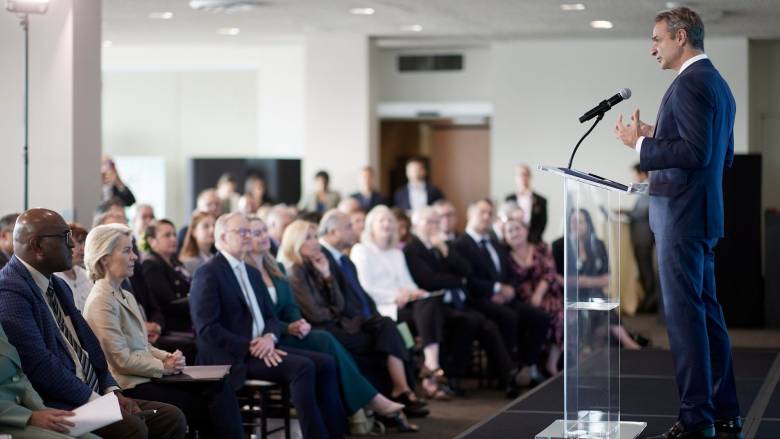 Μητσοτάκης σε ομογενείς: «Η Ελλάδα επέστρεψε για τα καλά» - Τι είπε για τις αμυντικές δαπάνες