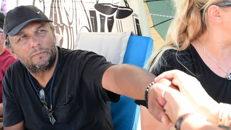 Δεν παρέλαβε η Κωνσταντοπούλου την πρόσκληση εκταφής του Ντένι Ρούτσι -Θυροκολλήθηκε στο γραφείο της