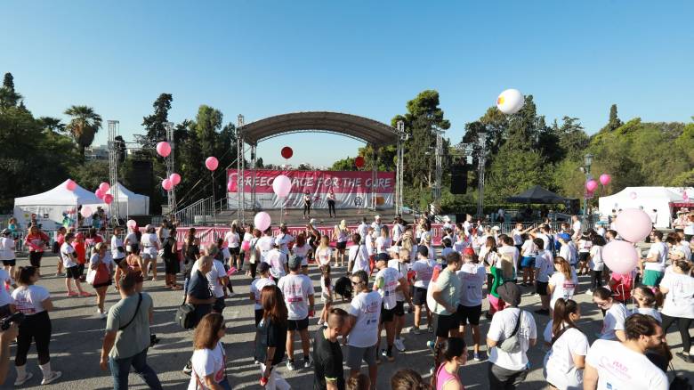 Σε ισχύ κυκλοφοριακές ρυθμίσεις στην Αθήνα λόγω αγώνα δρόμου - Κλειστό το μετρό του Συντάγματος