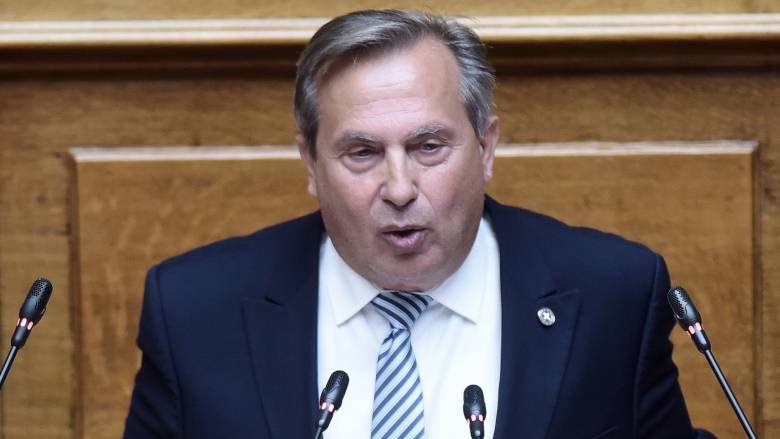 Νίκος Βρεττός για τη διαγραφή του από τη «Νίκη»: Άνομα και σκοτεινά συμφέροντα πίσω από την απόφαση