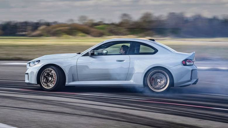 Η ευρωπαϊκή αυτοκινητοβιομηχανία σε κρίσιμο σταυροδρόμι