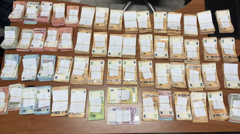 Συνελήφθη 58χρονος για διακίνηση λαθραίων ηλεκτρονικών τσιγάρων - Κατασχέθηκαν πάνω από 237.000 ευρώ