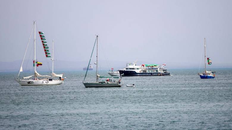 Συναγερμός στον στολίσκο που πλέει προς τη Γάζα - Αναμένει αναχαίτηση από το ισραηλινό ναυτικό
