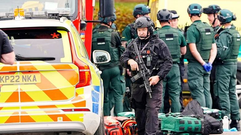 Επίθεση με μαχαίρι σε συναγωγή στο Μάντσεστερ - Αναφορές για τέσσερις τραυματίες