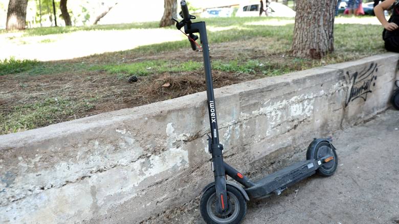 Νεκρός 44χρονος σε τροχαίο με πατίνι στην Πέτρου Ράλλη: Τον χτύπησε μηχανή, ο οδηγός τον εγκατέλειψε