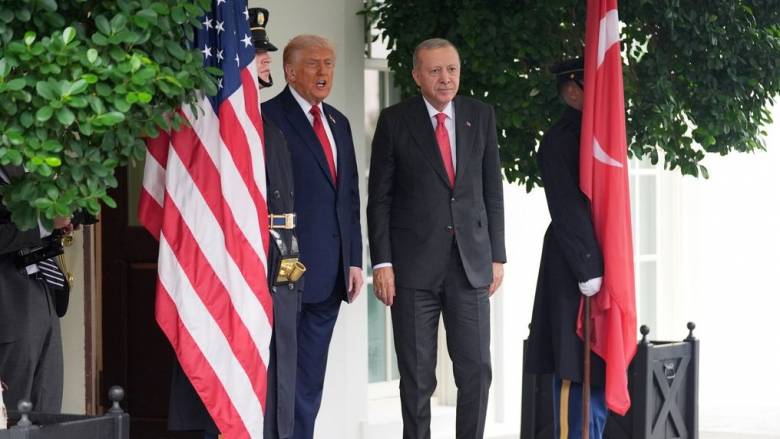Τηλεφωνική επικοινωνία Τραμπ - Ερντογάν: Στο επίκεντρο η κατάσταση στη Γάζα και οι διμερείς σχέσεις