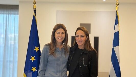 Ζαχαράκη – Μιχαηλίδου: Τι συζήτησαν για στεγαστικό φοιτητών και σχολικά γεύματα