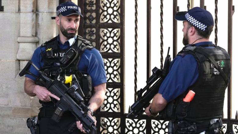 Βρετανική κυβέρνηση: Μεγαλύτερες εξουσίες αποκτά η αστυνομία - Στόχος ο περιορισμός συγκεντρώσεων
