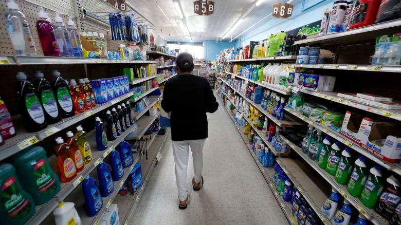 Το 60% των καταναλωτών επικροτεί τα πρόστιμα στα σούπερ μάρκετ