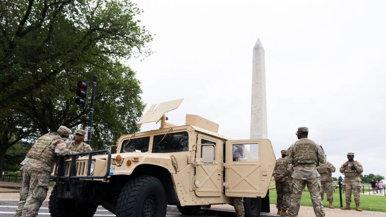 Δημοσκόπηση - ΗΠΑ: Η πλειοψηφία των πολιτών δεν επιθυμεί την ανάπτυξη του στρατού στις πόλεις