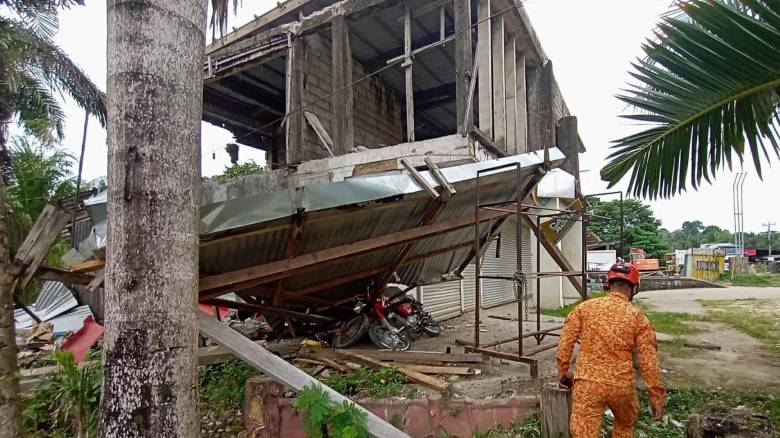 Δεύτερος σεισμός 6,7 Ρίχτερ στις Φιλιππίνες - Τουλάχιστον έξι οι νεκροί από τον πρώτο σεισμό των 7,4