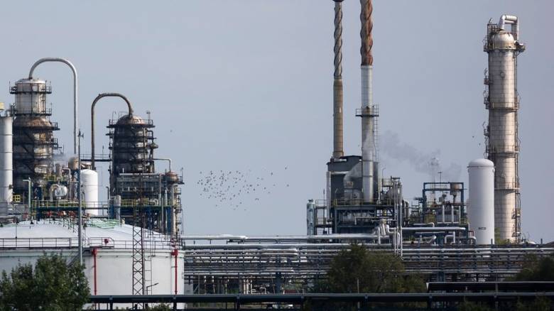 Η ουγγρική MOL θα αυξήσει τις παραδόσεις στη Σερβία μετά τις κυρώσεις των ΗΠΑ σε διυλιστήριο της ΝΙS