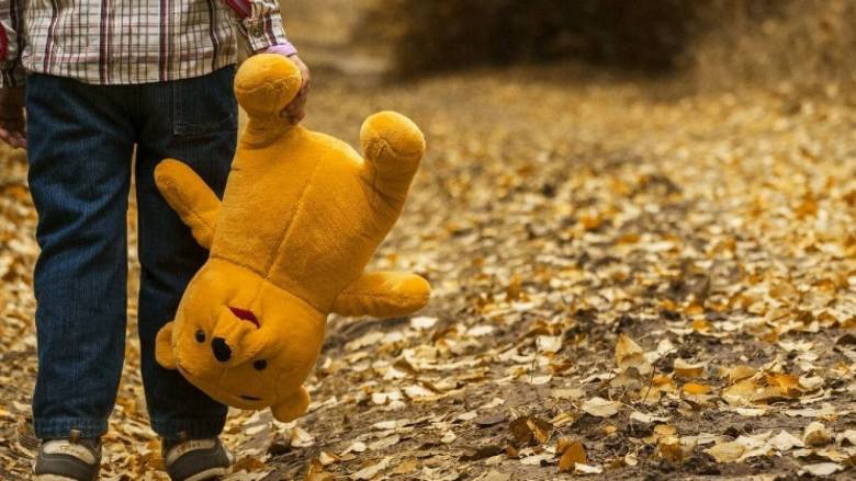 Πάτρα: Γονείς εγκατέλειψαν τον ανήλικο γιο τους με αυτισμό σε κέντρο φροντίδας