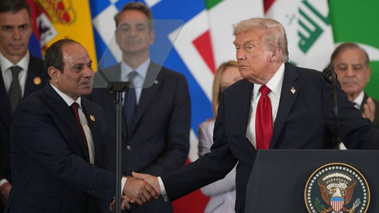 Γάζα: Οι όμηροι επέστρεψαν, οι υπογραφές έπεσαν, τα ερωτήματα παραμένουν