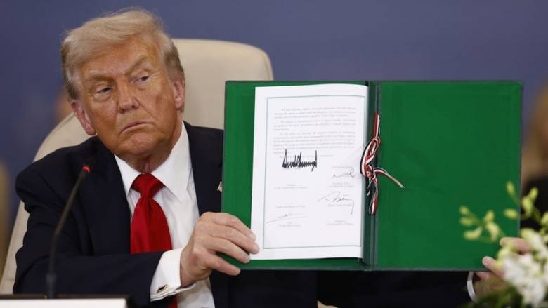 «Η δεύτερη φάση ξεκινάει τώρα»: Νέα ανάρτηση Τραμπ για το επόμενο βήμα της συμφωνίας για τη Γάζα