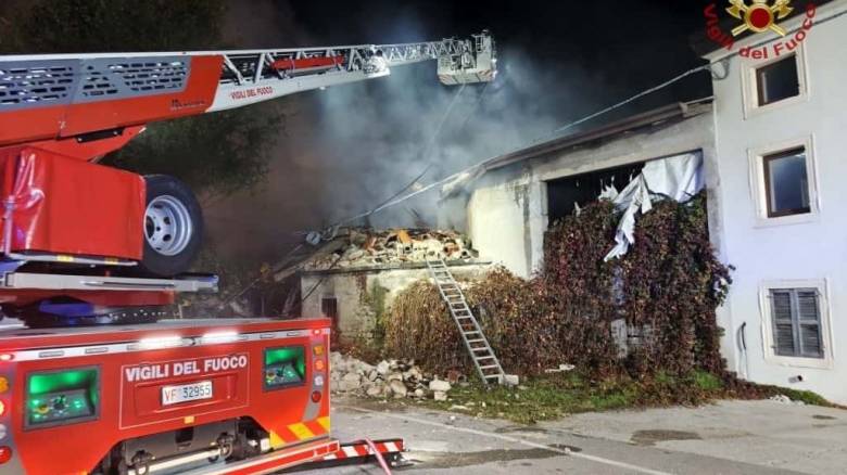 Βερόνα: Ανατίναξε κτήριο για να μην της κάνουν έξωση - Τρεις καραμπινιέροι νεκροί