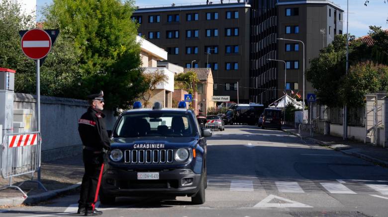 Ιταλία: Άνδρας μαχαίρωσε την πρώην σύντροφό του ενώ εκείνη ζητούσε βοήθεια από το μπαλκόνι