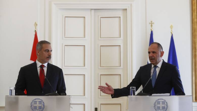 Ο Γεραπετρίτης απαντά στον Φιντάν για το SAFE: «Όποιος ενοχλείται, οφείλει να το αποδεχθεί»