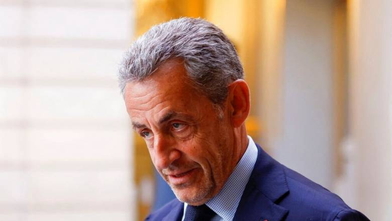 Πόσο μπορεί να μείνει ο Σαρκοζί στη φυλακή - Τι εκτιμούν οι δικηγόροι του