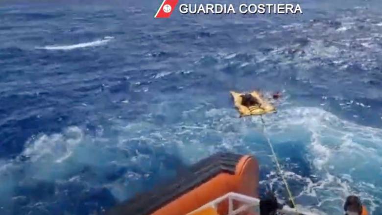 Ιταλία: Επτά πτώματα εντοπίστηκαν στην περιοχή ναυαγίου κοντά στο νησί Λαμπεντούζα