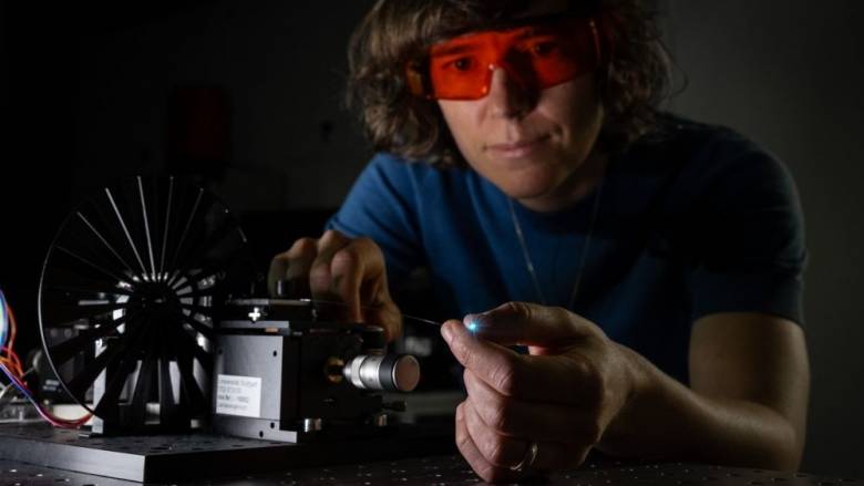 Μικροσκοπικός 3D εκτυπωτής θα μπορεί να δημιουργεί ιστούς απευθείας μέσα στο σώμα