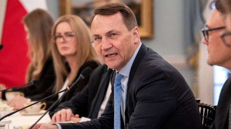 Προειδοποίηση Βαρσοβίας σε Πούτιν: Μην μπει σε πολωνικό εναέριο χώρο - Θα συλληφθεί