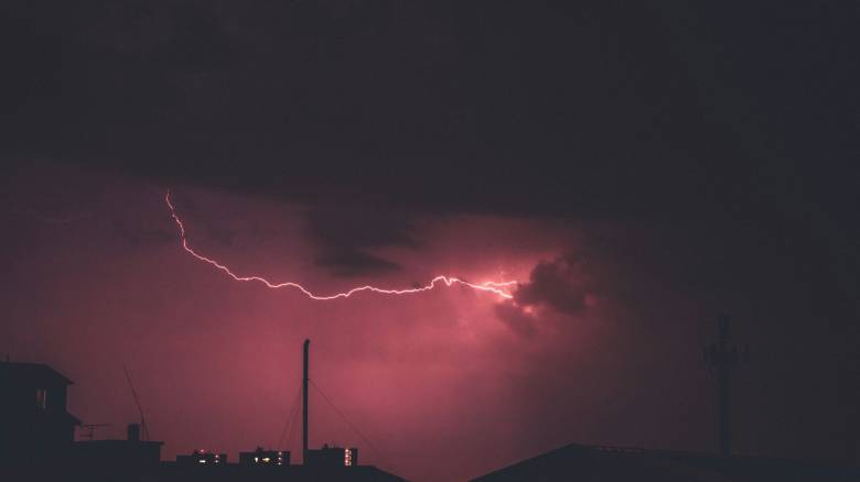 Σπάνιο φαινόμενο καταγράφηκε στον ουρανό της Νέας Ζηλανδίας - «Κόκκινο ξωτικό» φώτισε τη νύχτα