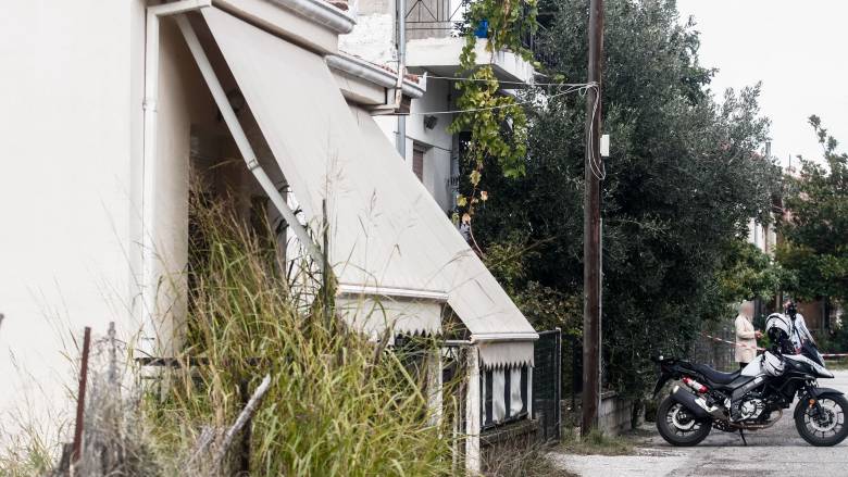 Τρίκαλα: Προθεσμία για την Παρασκευή πήρε ο 18χρονος που έπνιξε τη μητέρα του