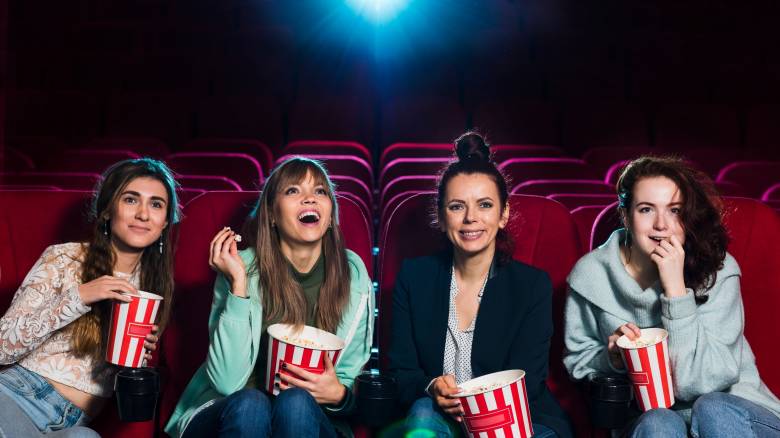 Έρευνα στις ΗΠΑ: H Gen Z αγαπά σινεμά και animation, αλλά... ξενερώνει με τις ερωτικές σκηνές