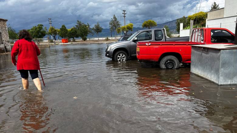 Μεσολόγγι: Άγριος ξυλοδαρμός δημοτικού υπαλλήλου που βοηθούσε στις πλημμύρες - Νοσηλεύεται