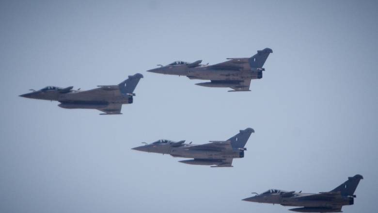 Βουλή: Εγκρίθηκε η επέκταση της σύμβασης υποστήριξης των μαχητικών αεροσκαφών Rafale