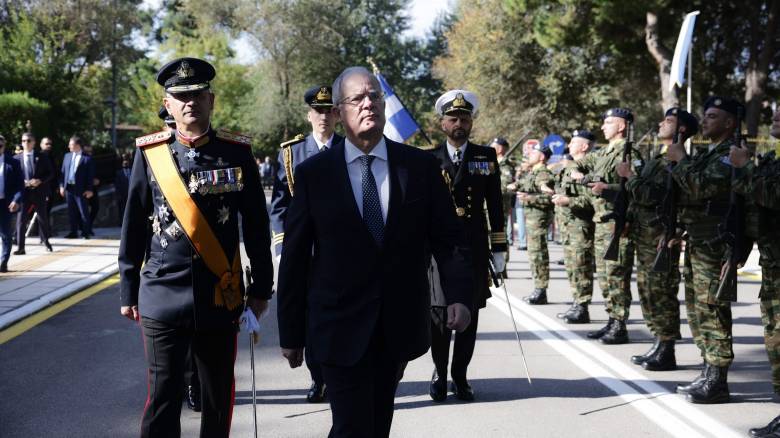 28η Οκτωβρίου: Το μήνυμα Τασούλα στον πιλότο F-16 - «Πάντα ψηλά, κύριε επισμηναγέ, πάντα ψηλότερα»