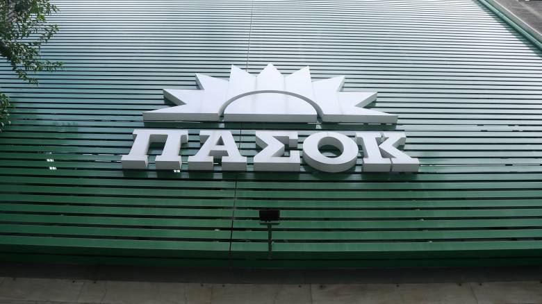 «Πόλωση και διχασμός»: Αντεπίθεση ΠΑΣΟΚ στη ΝΔ με αιχμή το τοξικό κλίμα