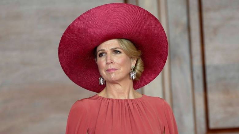 Με παραλλαγή και φούμο η βασίλισσα της Ολλανδίας Μάξιμα - Συμμετείχε σε στρατιωτικές ασκήσεις