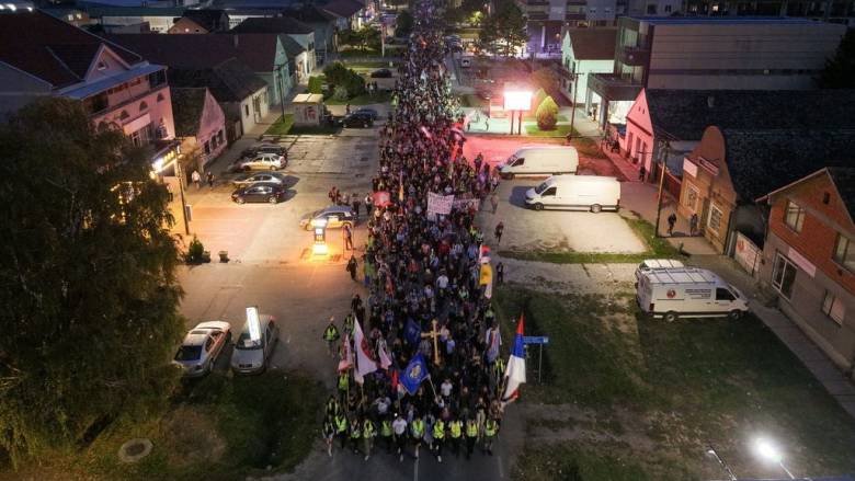 Στους δρόμους ξανά Σέρβοι φοιτητές για την τραγωδία στον σιδηροδρομικό σταθμό Νόβι Σαντ