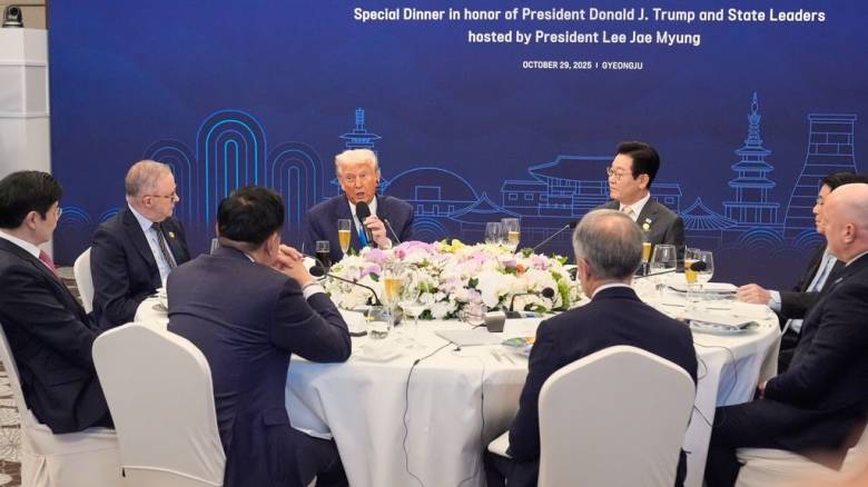 Ο Ντόναλντ Τραμπ δήλωσε ότι είχε μία «πολύ καλή» συζήτηση με τον Καναδό πρωθυπουργό Μαρκ Κάρνει