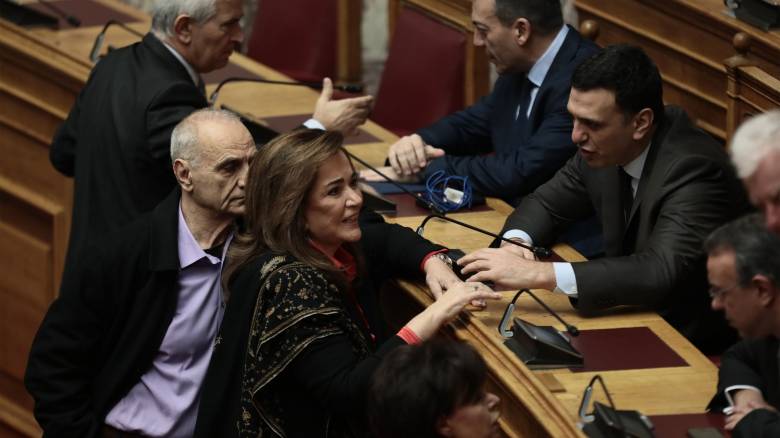 Αντιπαράθεση Κικίλια - Μπακογιάννη για την ΕΔΕ στον λιμενάρχη Χανίων