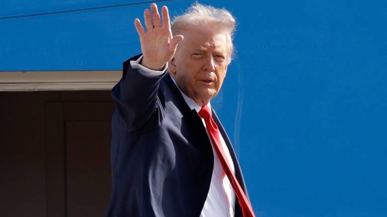 Ο Τραμπ απέκλεισε το ενδεχόμενο οι ΗΠΑ να πλήξουν οι αμερικανικές δυνάμεις στόχους στη Βενεζουέλα