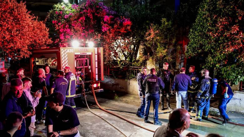 Γρίφος ο θάνατος μητέρας και γιου στο Ηράκλειο Κρήτης: Ερευνάται αν ο αδελφός έβαλε τη φωτιά