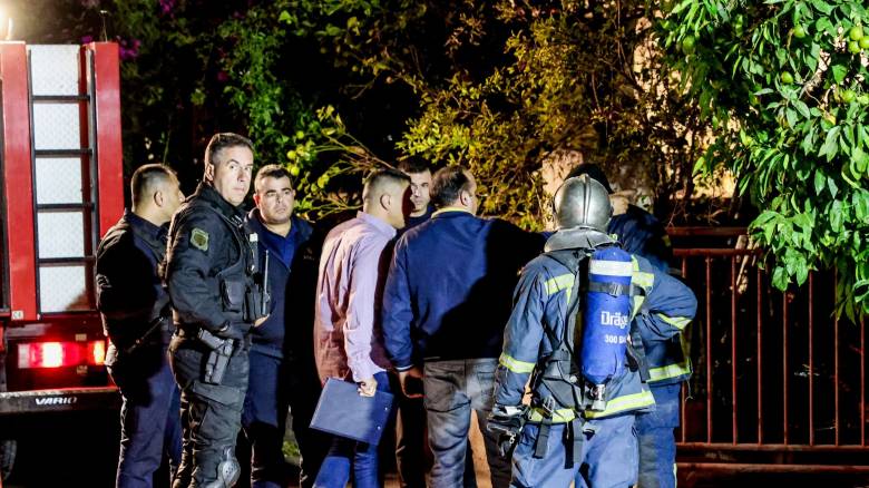 Ηράκλειο: Όλα τα σενάρια ανοιχτά για την οικογενειακή τραγωδία με απανθρακωμένους μητέρα και γιο